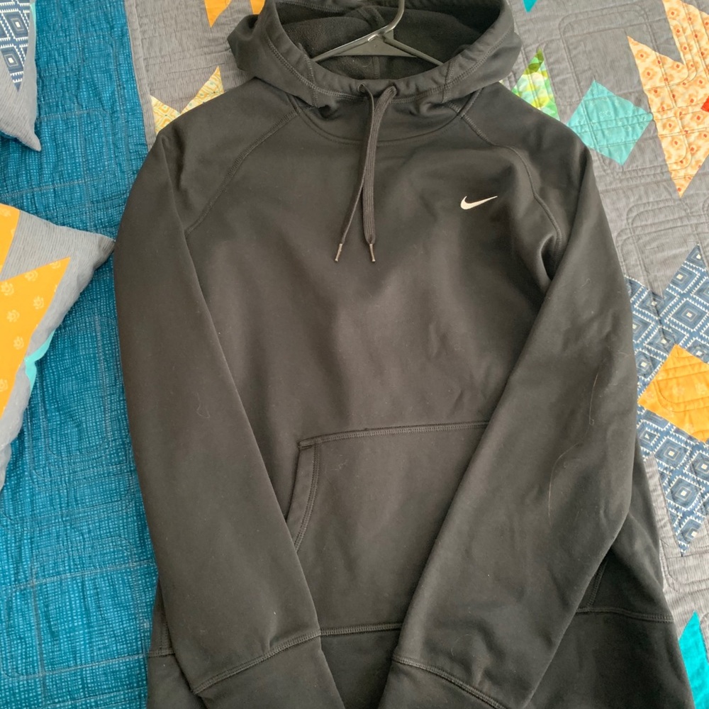 Black Therma Fit Nike Hoodie